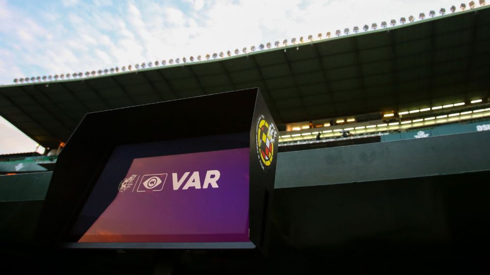 นับตั้งแต่มี VAR หรือ Video assistant referee เข้ามาข้องเกี่ยวกับวงการลูกหนัง